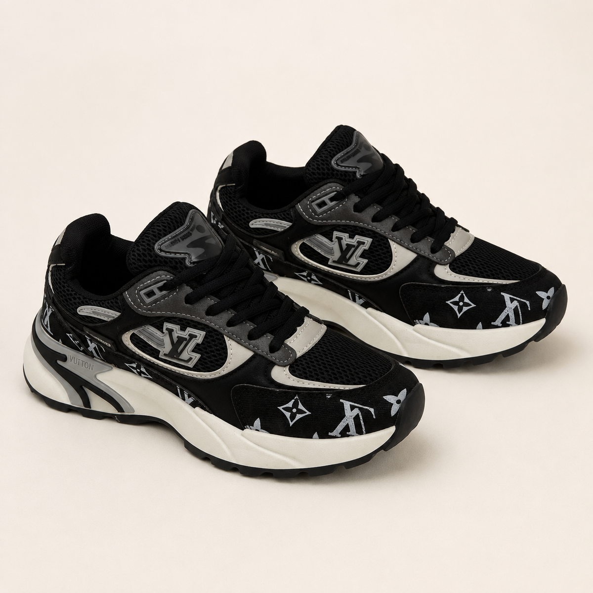 Sneakers Chunky "Monogram" Étoile - Noir & Métallique
