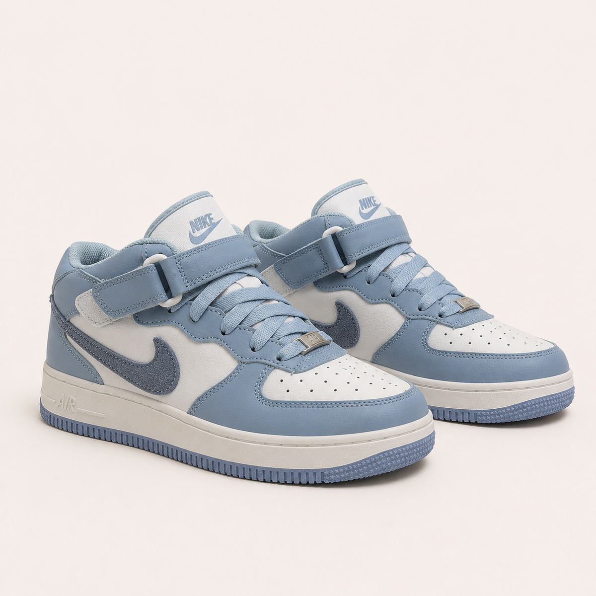 Urban Strap Low – Sky Blue & White
