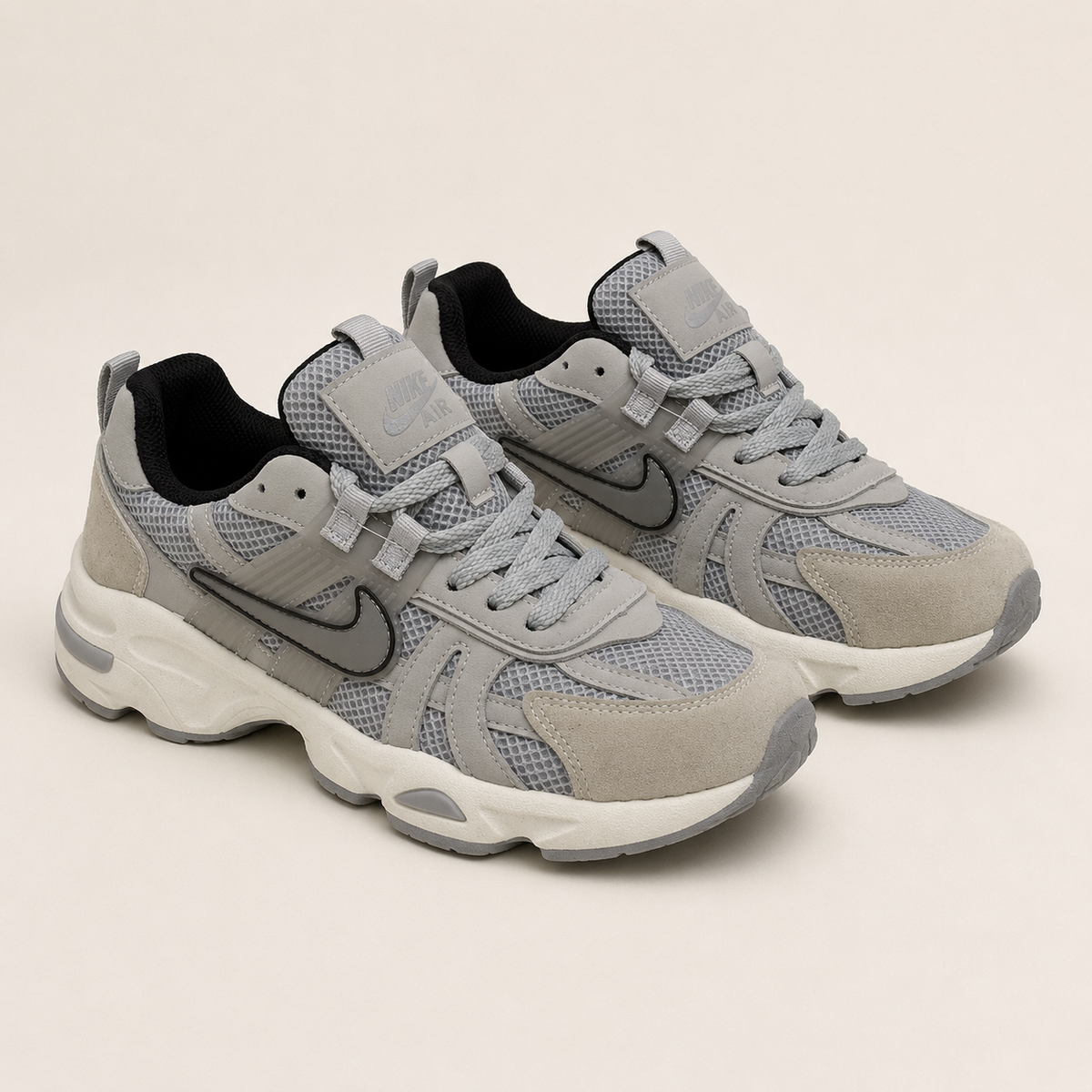 Silver Cloud Runner