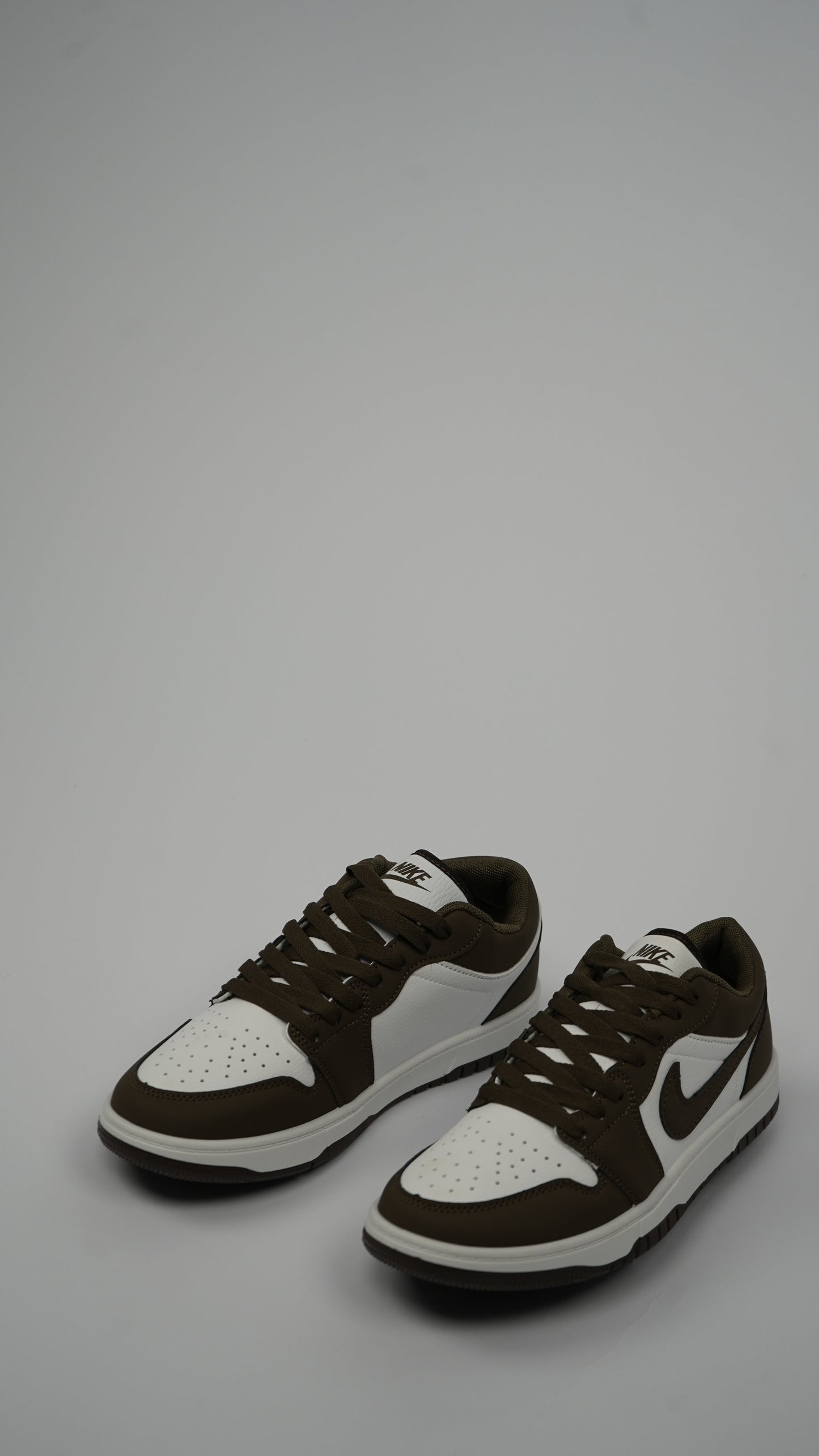 Nike Low Beige