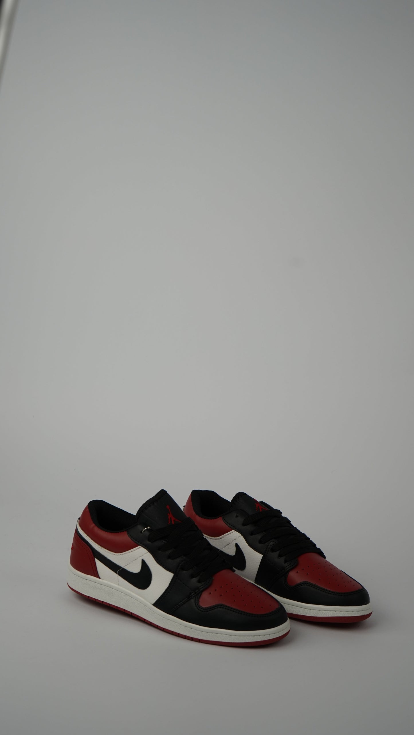 Air Jordan Low Black Red