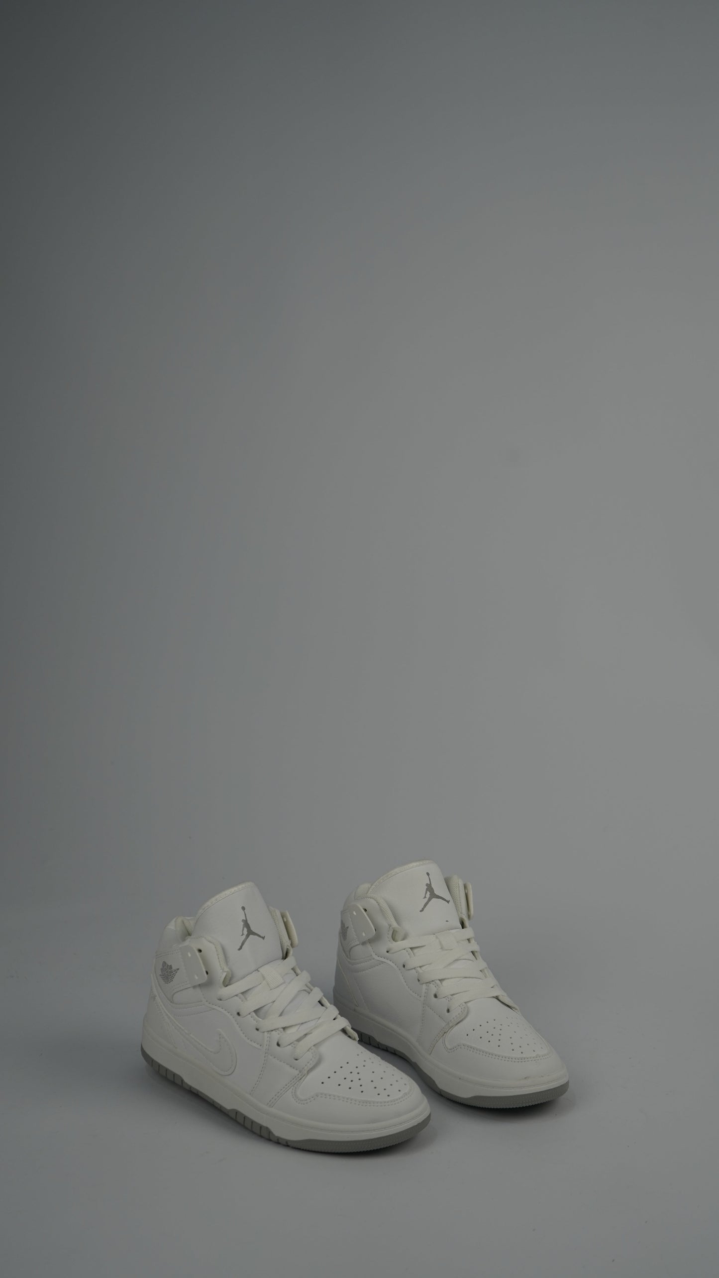 Air Jordan High Blaches Grey