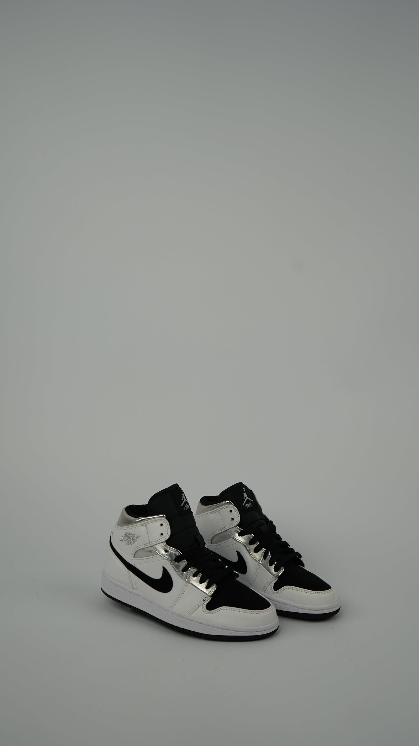 Nike Jordan Air White Silver