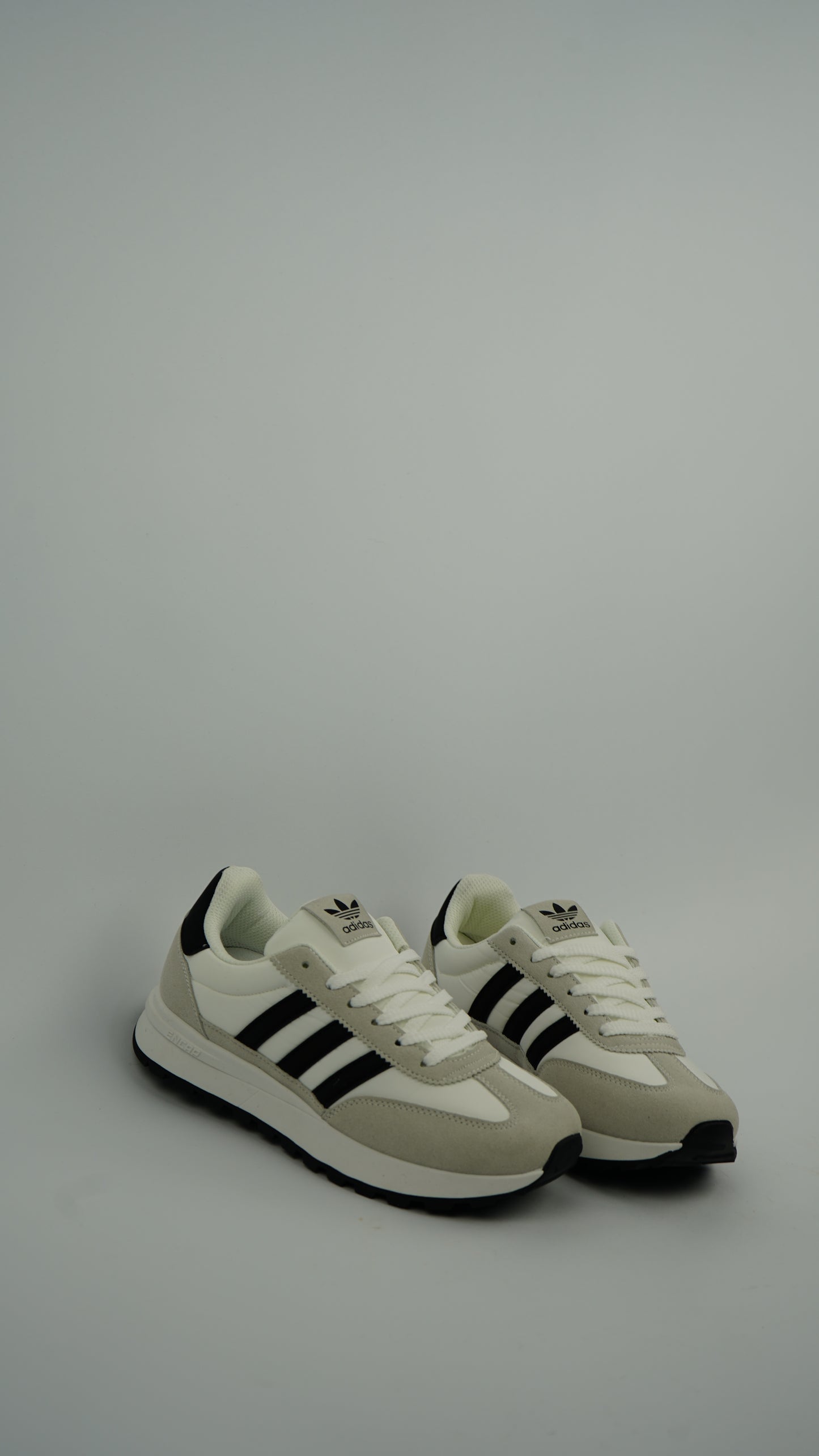Adidas Sneaker White