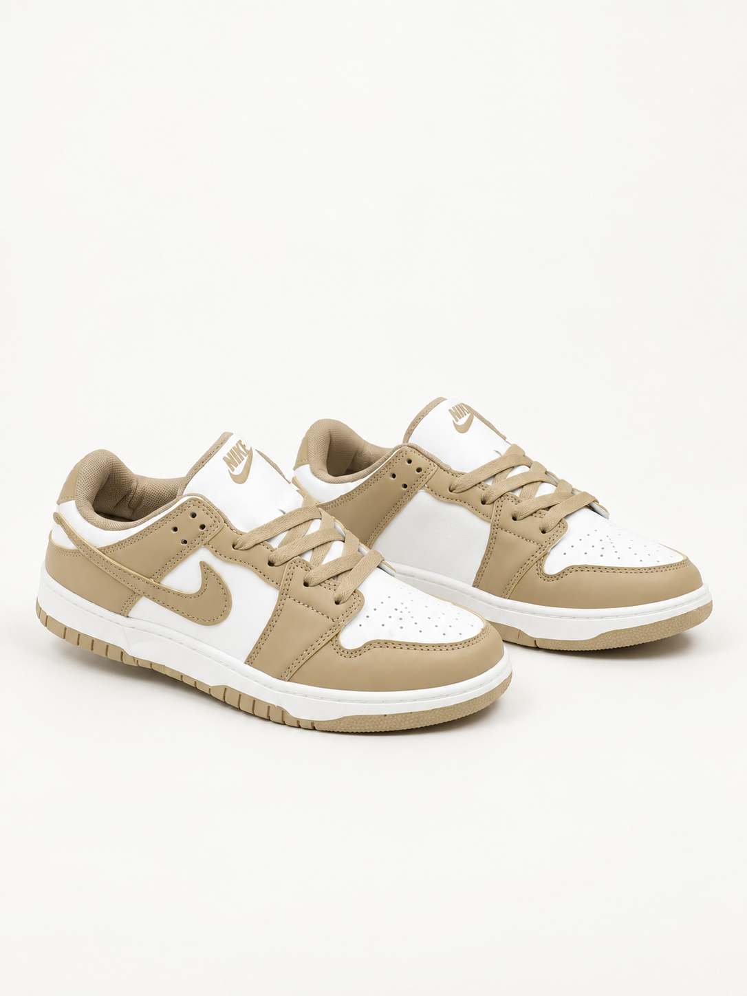 555 Sand Beige Retro Sneakers
