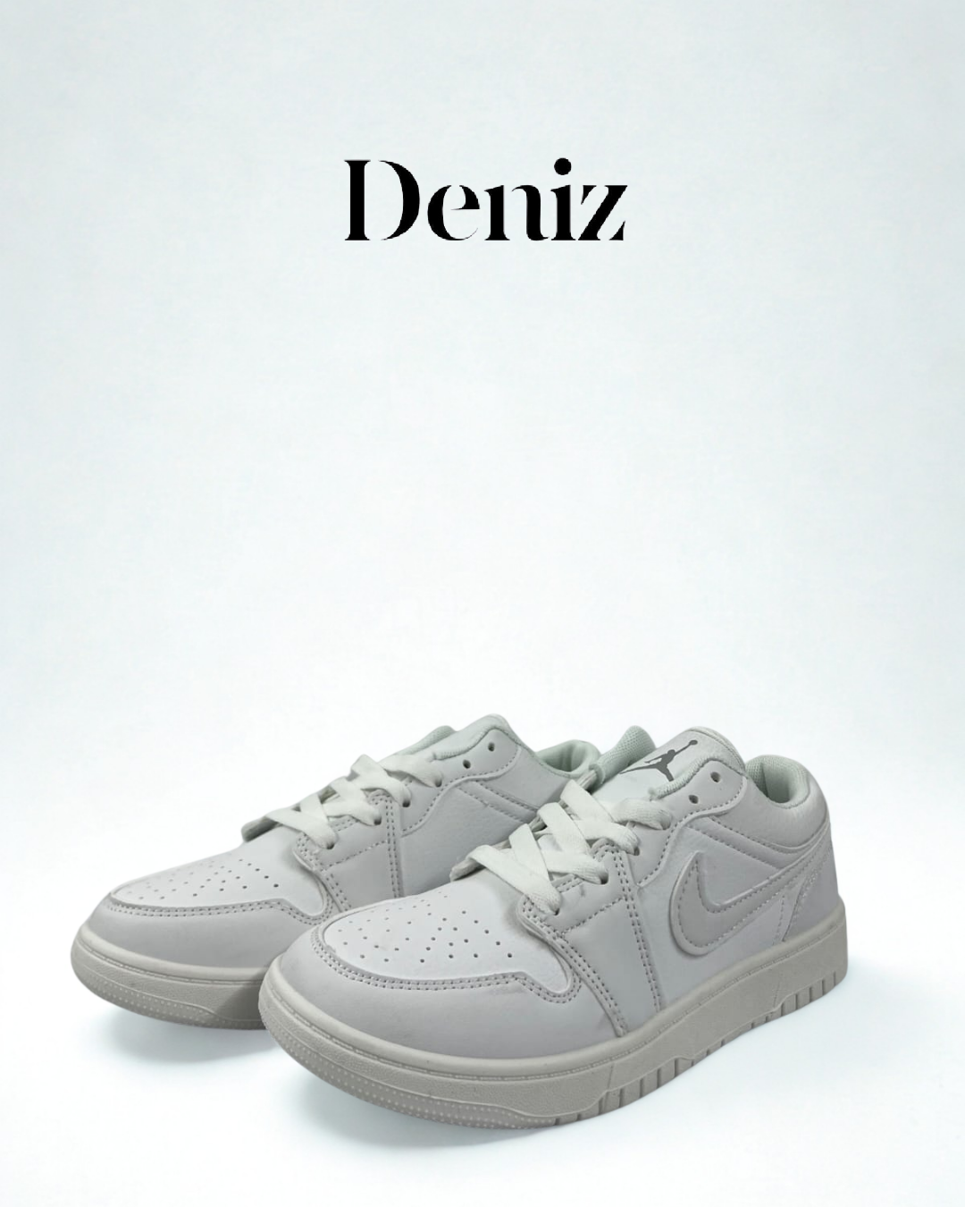 Nike Air Jordan 1 Low Triple White