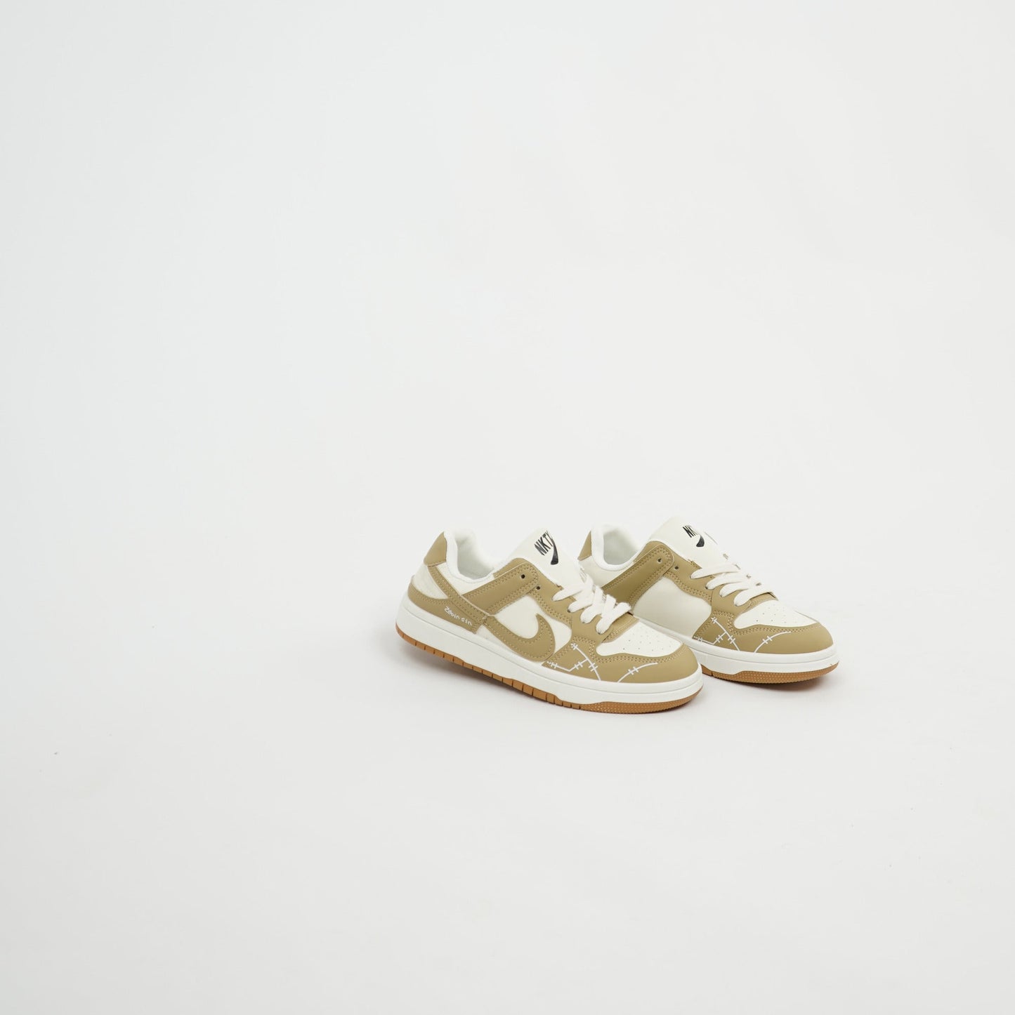 Nike Dunk Low - Beige / Kaki Gum