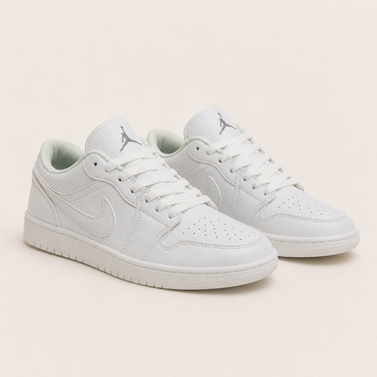 Classic Low White – Unisex 