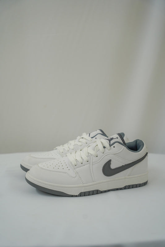 Nike Jordan Low Grey 