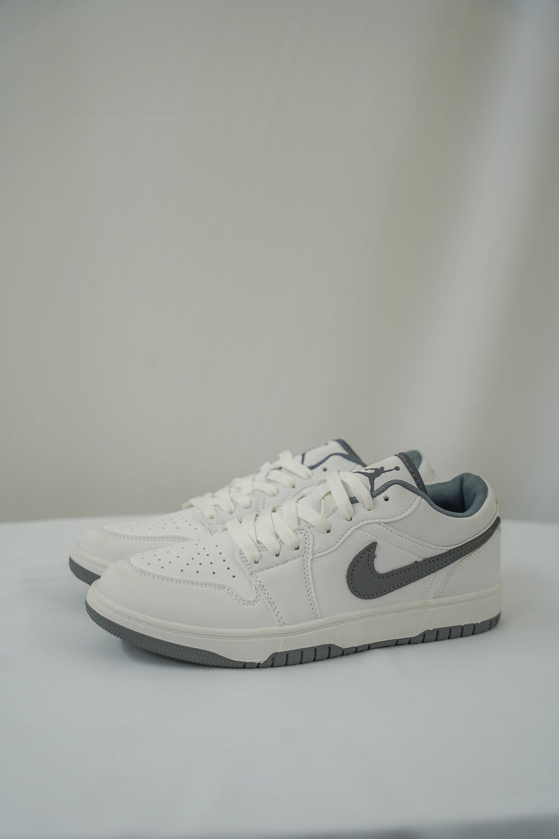 Nike Jordan Low Grey 