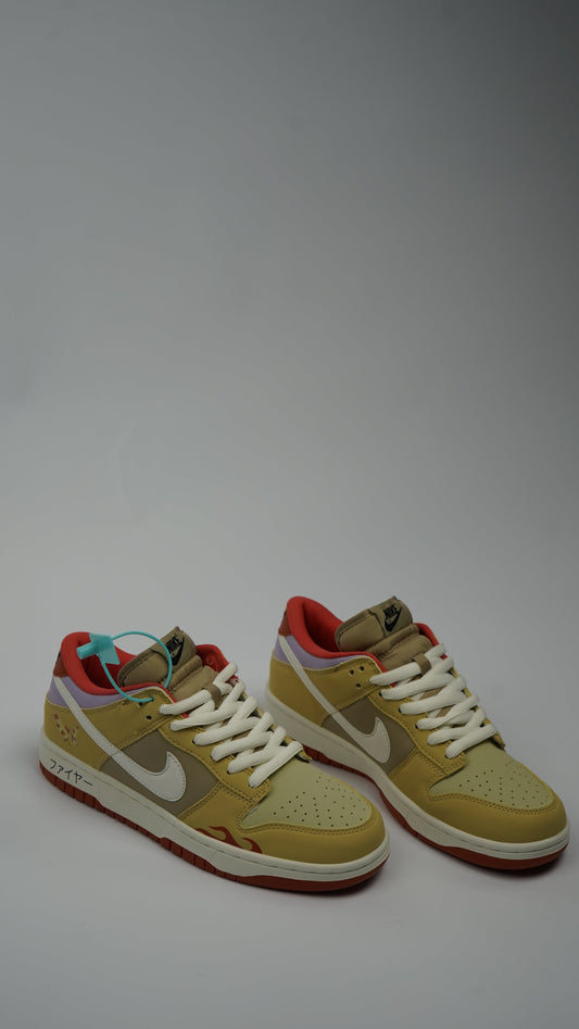 Nike Dunk Beige Fire 