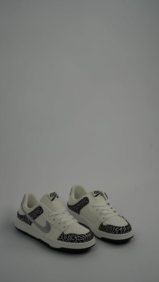 Nike Femme Low Noir Et Blanc 