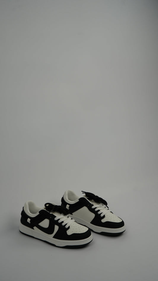 Nike Low Noir et Blanc 