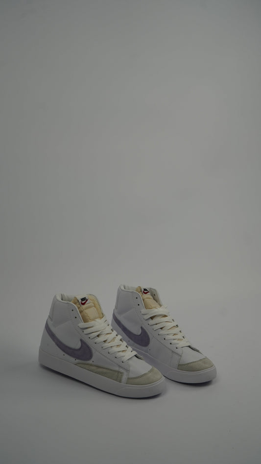 Nike Blazer Mid 