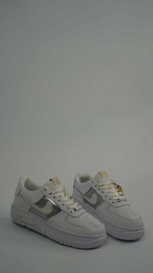 Nike Air Force 1 Pixel 