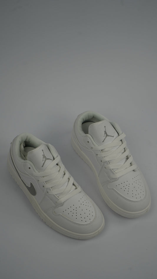 Air Jordan Low Grey 