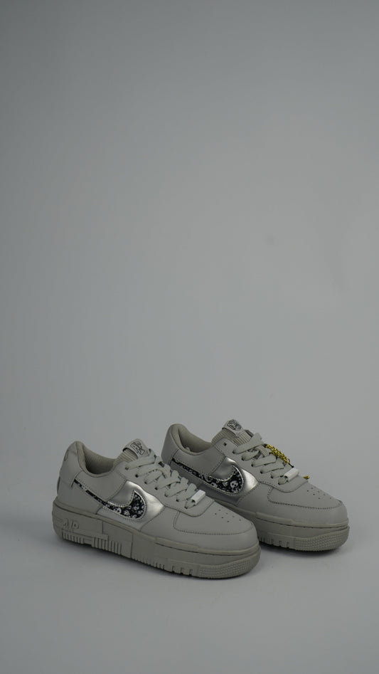 Nike Air Force 1 Pixel Grey 