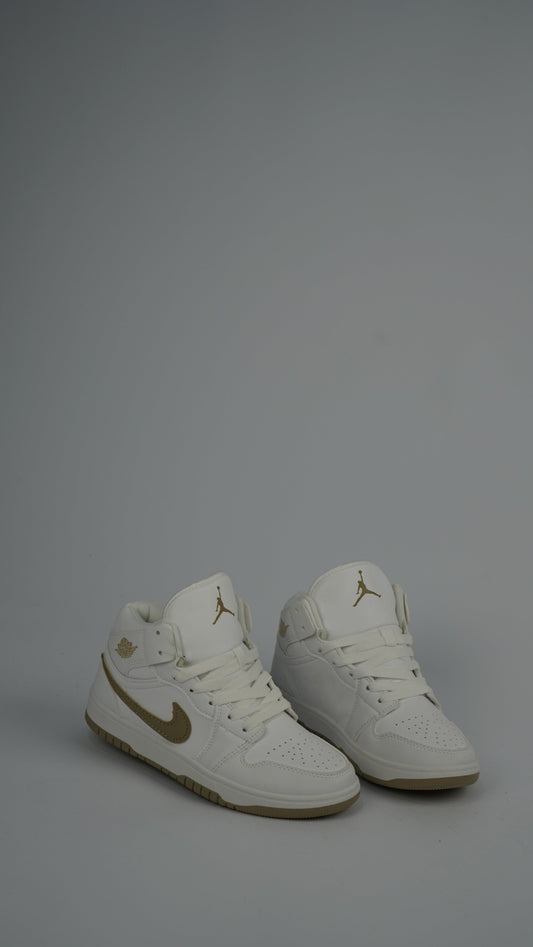 Air Jordan High Creamy Beige 
