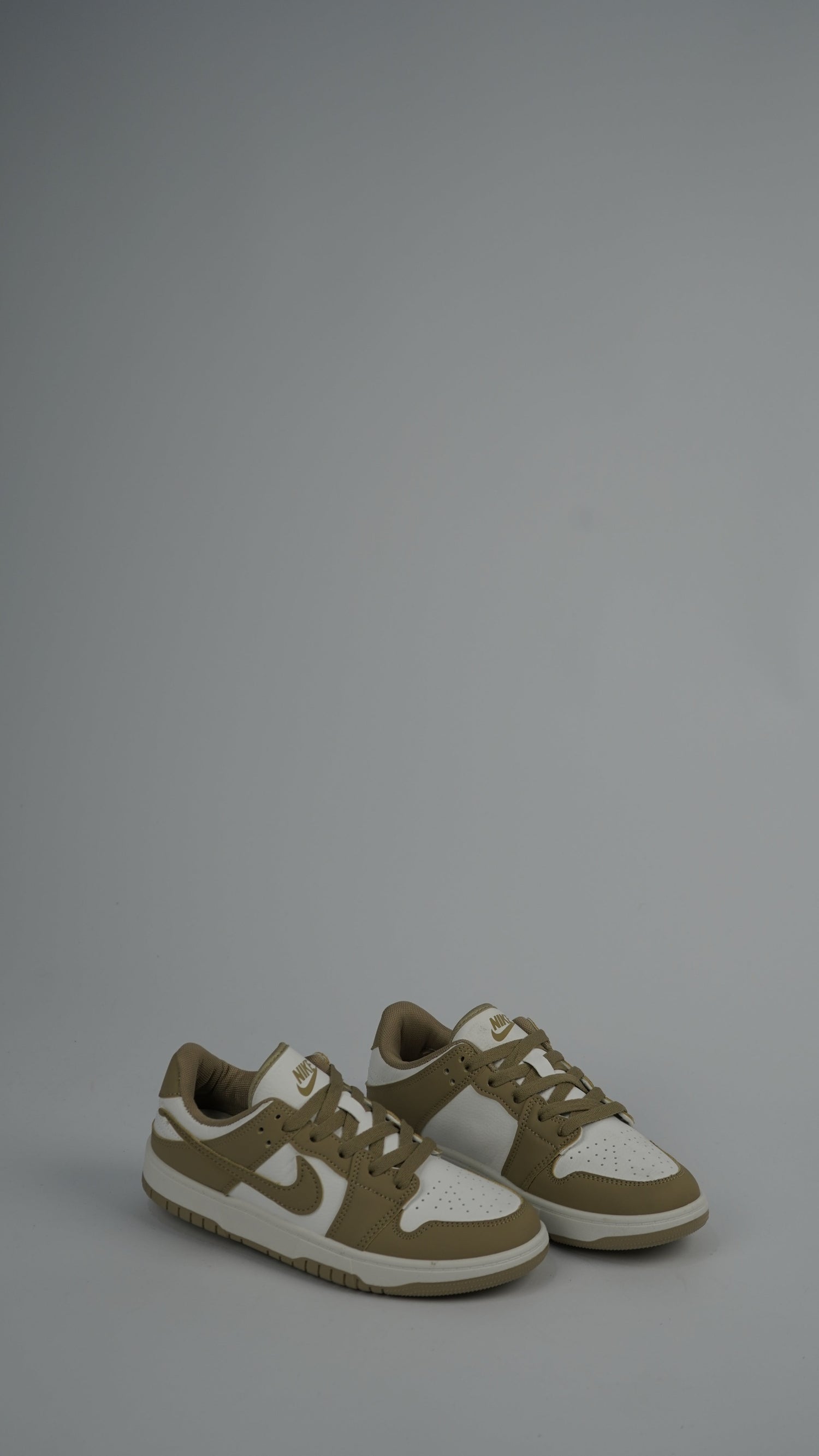 Nike Low Beige 