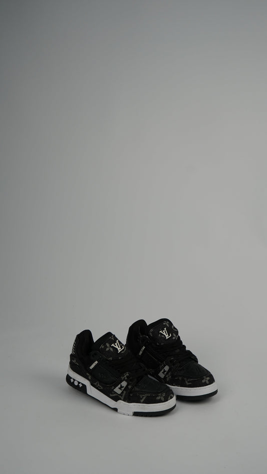 Louis Vuitton LV Trainer F Noir 