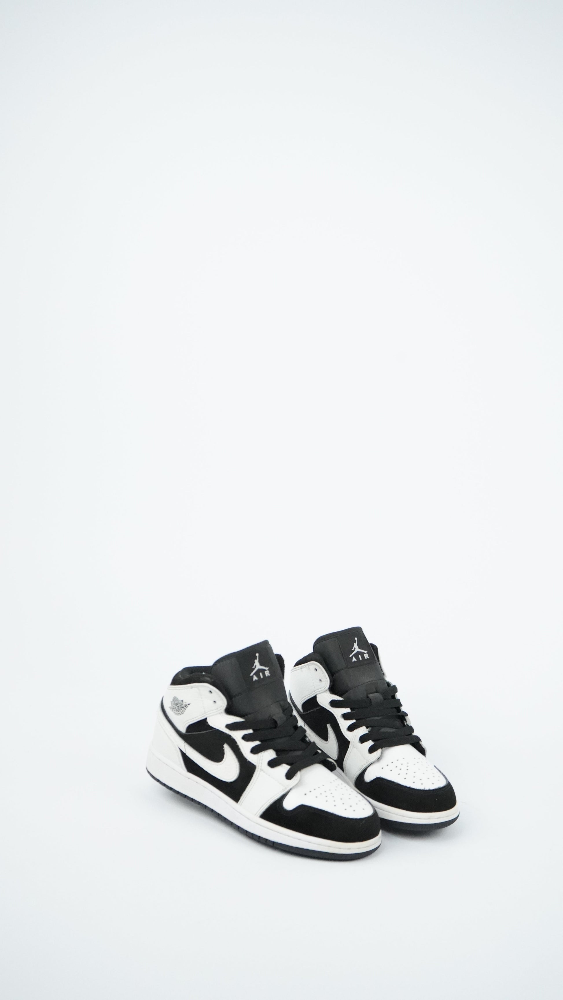 Nike Jordan Air White Black 