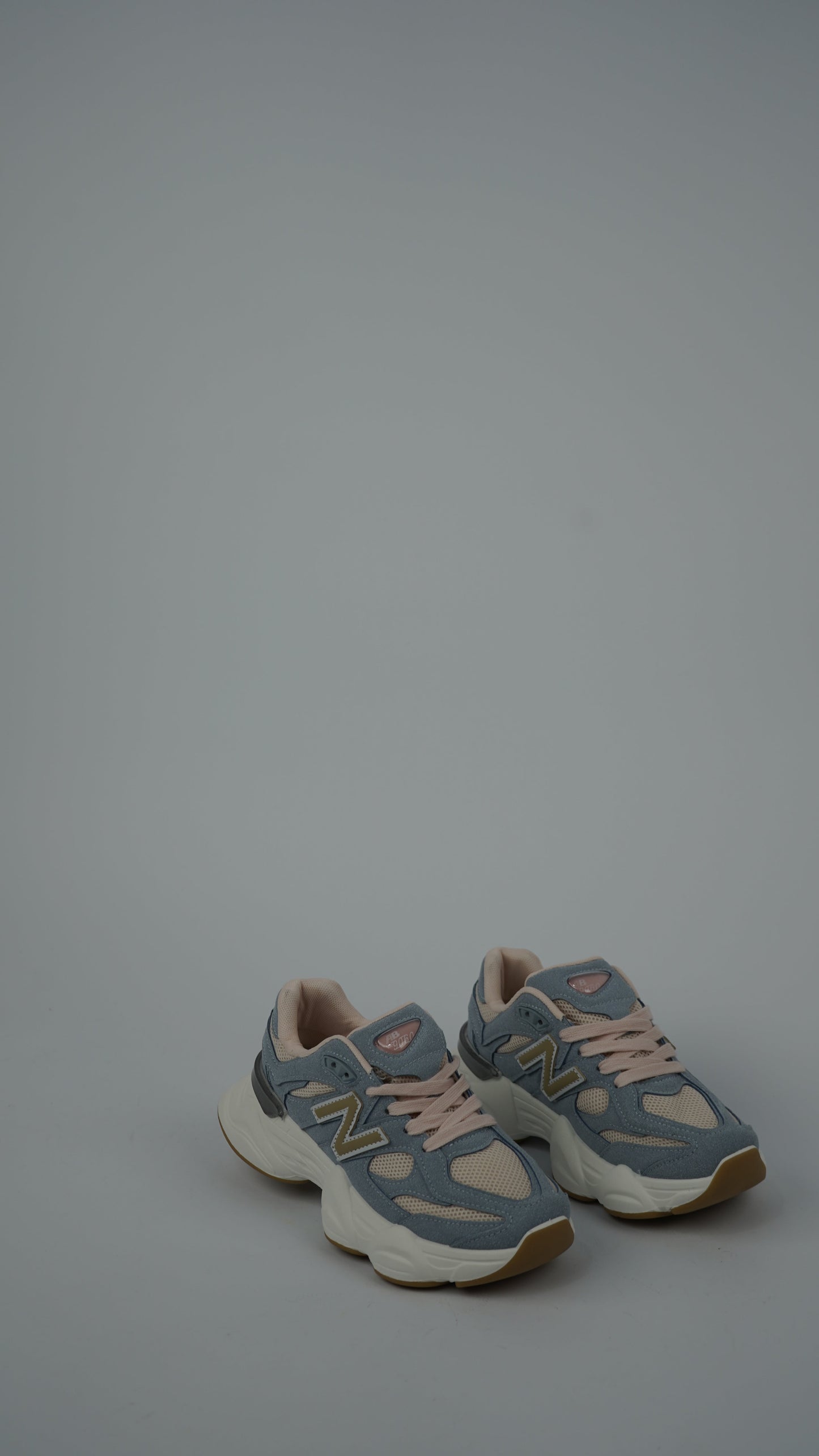 New Balance 9060 Full Noir Blue Rose 