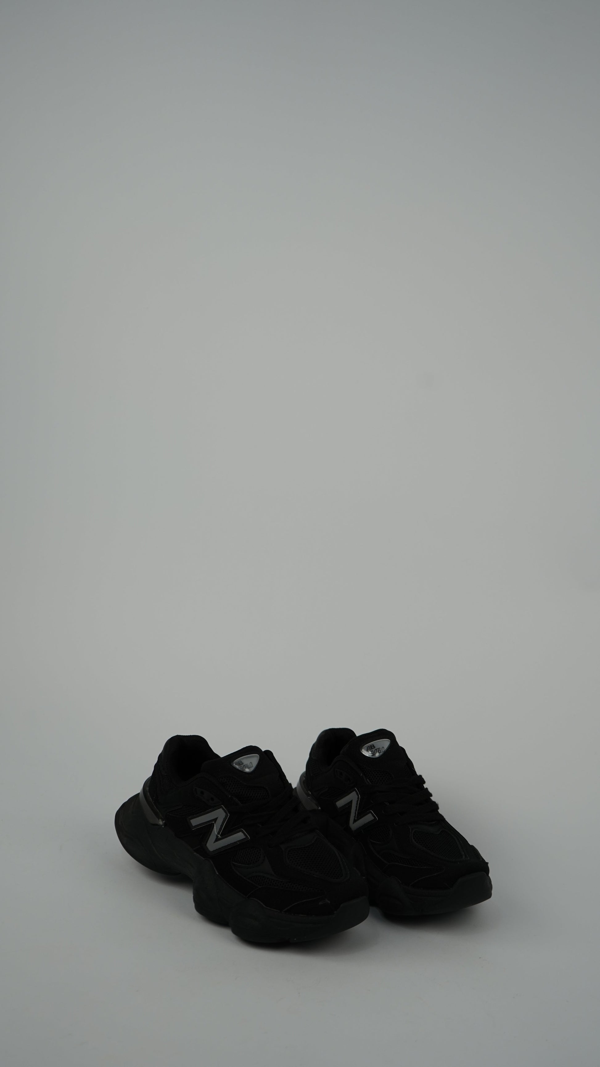 New Balance 9060 Full Noir EE 