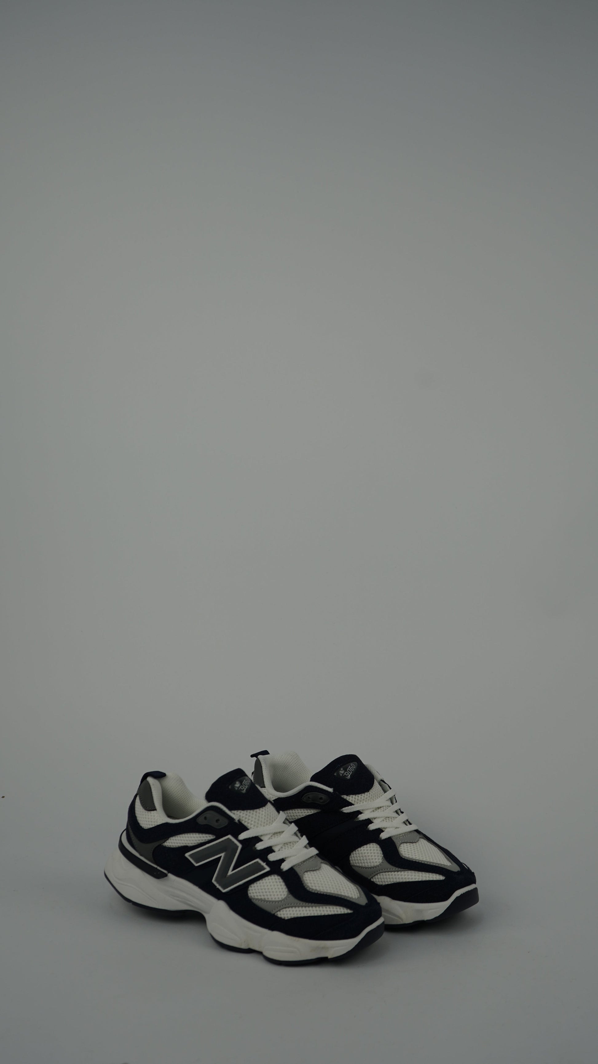 New Balance 9060 Noir et blanc 