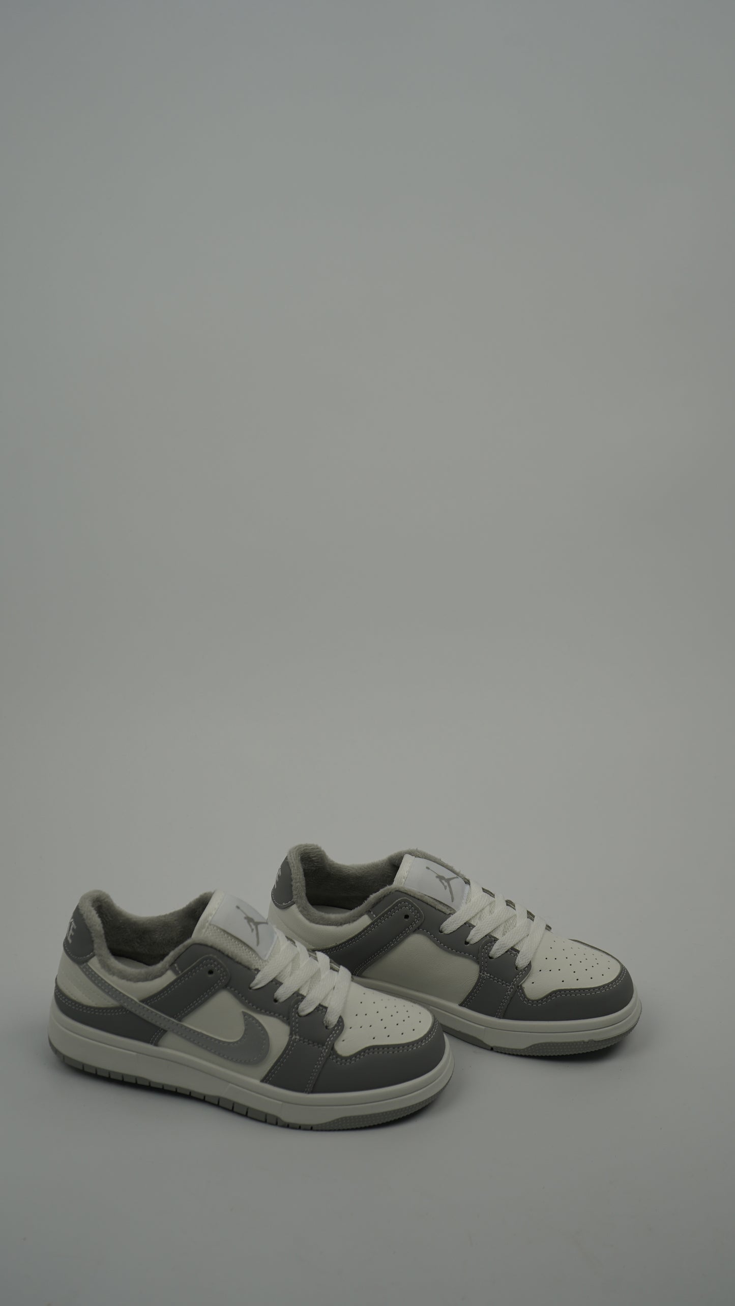 Air Jordan Low Grey