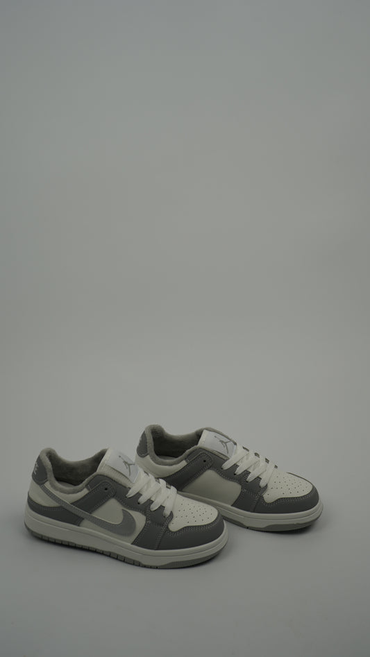 Air Jordan Low Grey