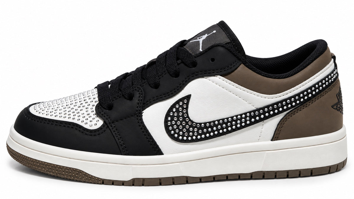 Air Jordan 1 Low custom noir blanc et brun avec strass pointure 39