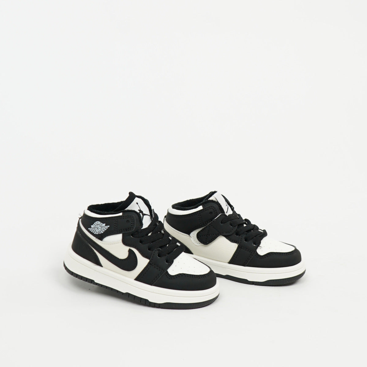 Kids Air Jordan 1 Mid Black/White Panda khadama 