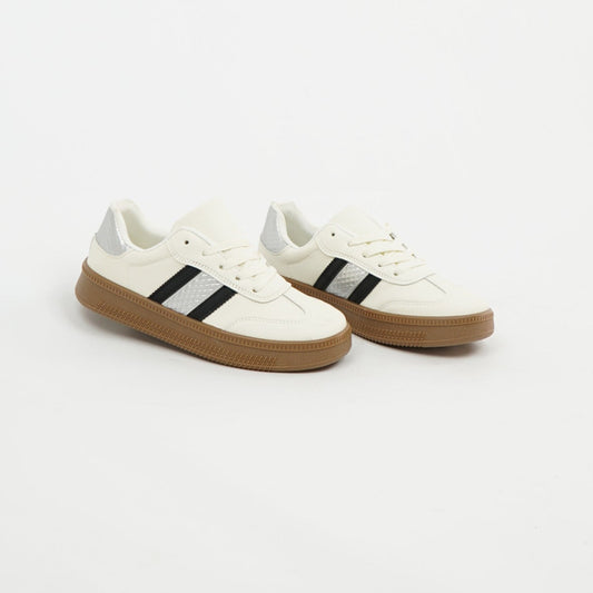 Adidas - Blanc / Noir / Gum 