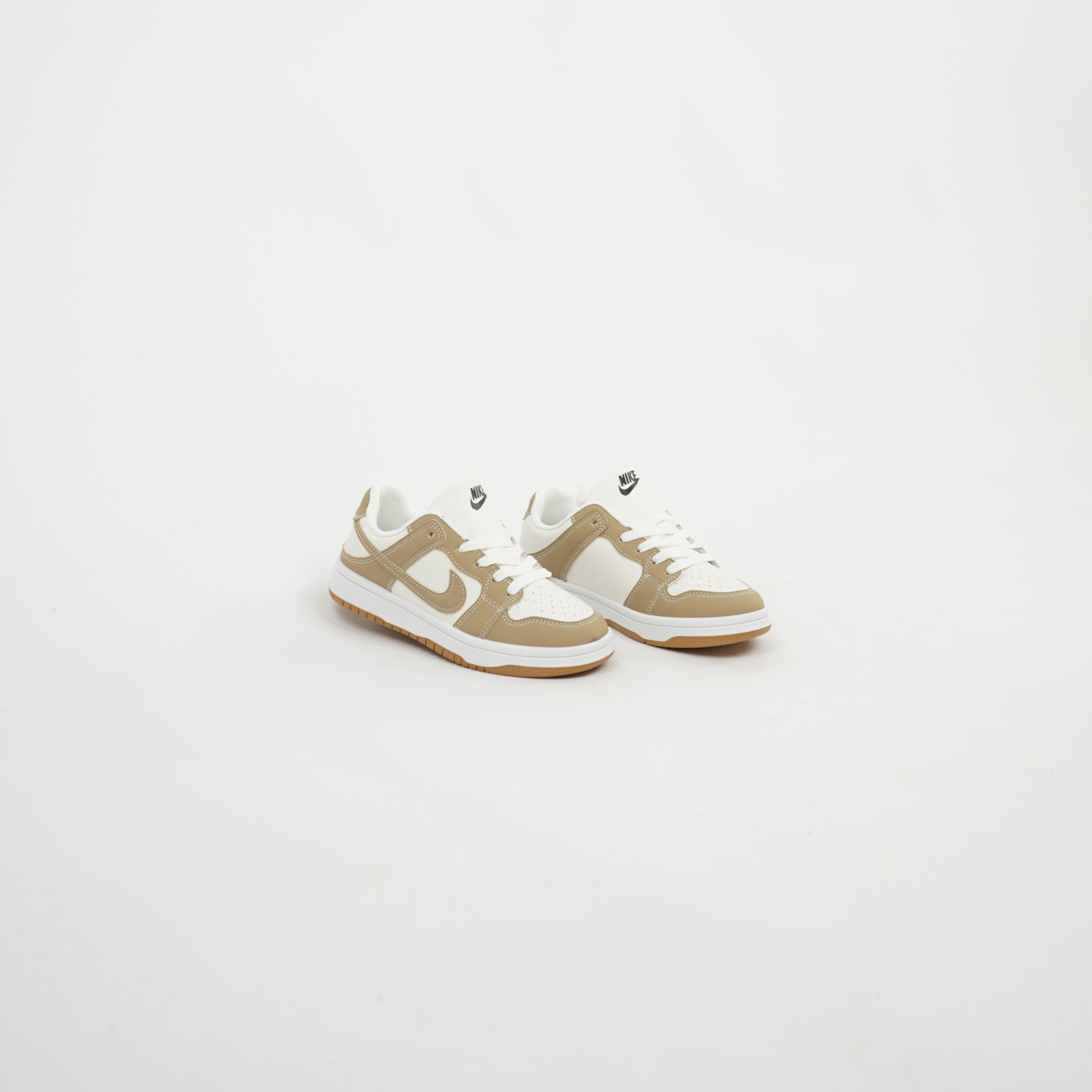 Nike Dunk Low - Beige / Gum 