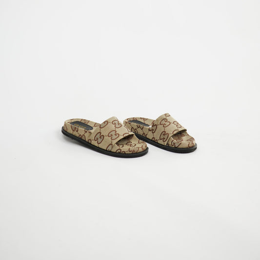 Gucci GG Canvas Slide – Beige/Brown 