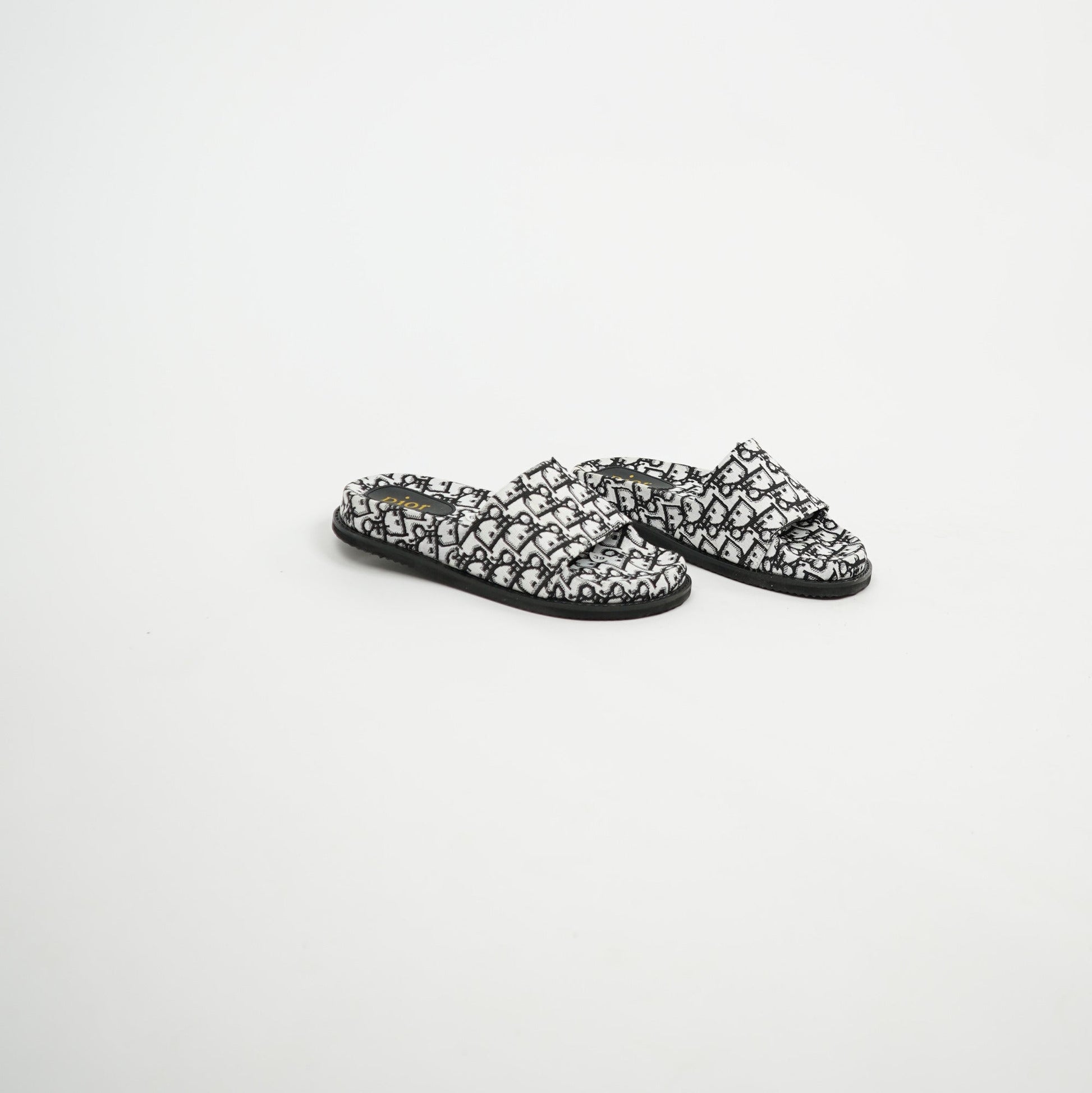 Dior Oblique Slide – White/Black 