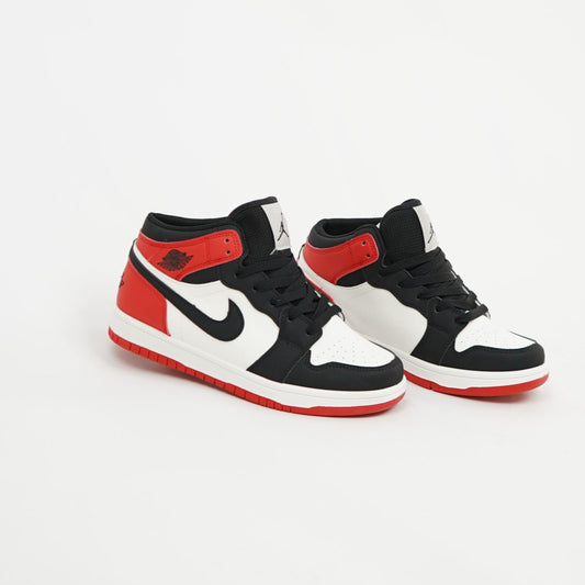 Air Jordan 1 Mid – White/Black 