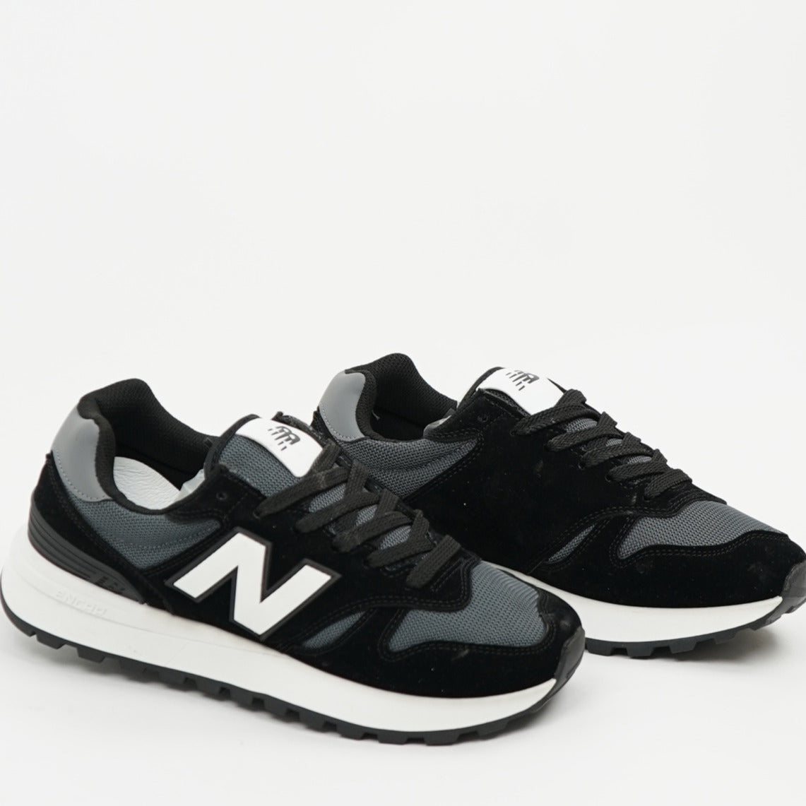 New Balance 574v2 Black Grey White 