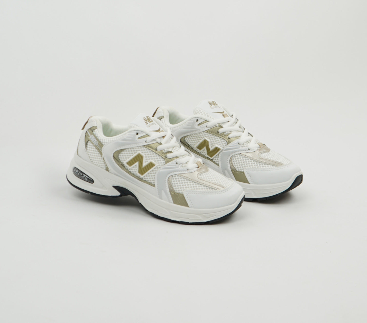 New Balance 530 White Gold. 
