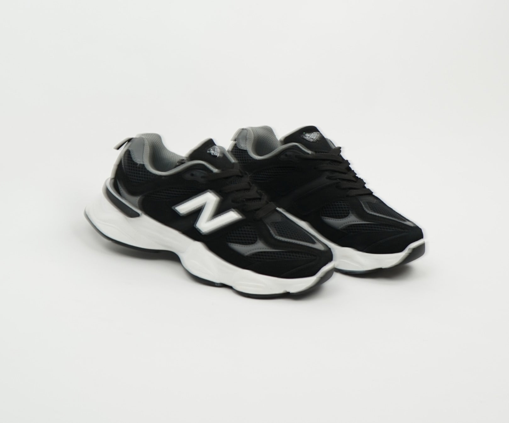 New Balance 990v6 Black White Grey 