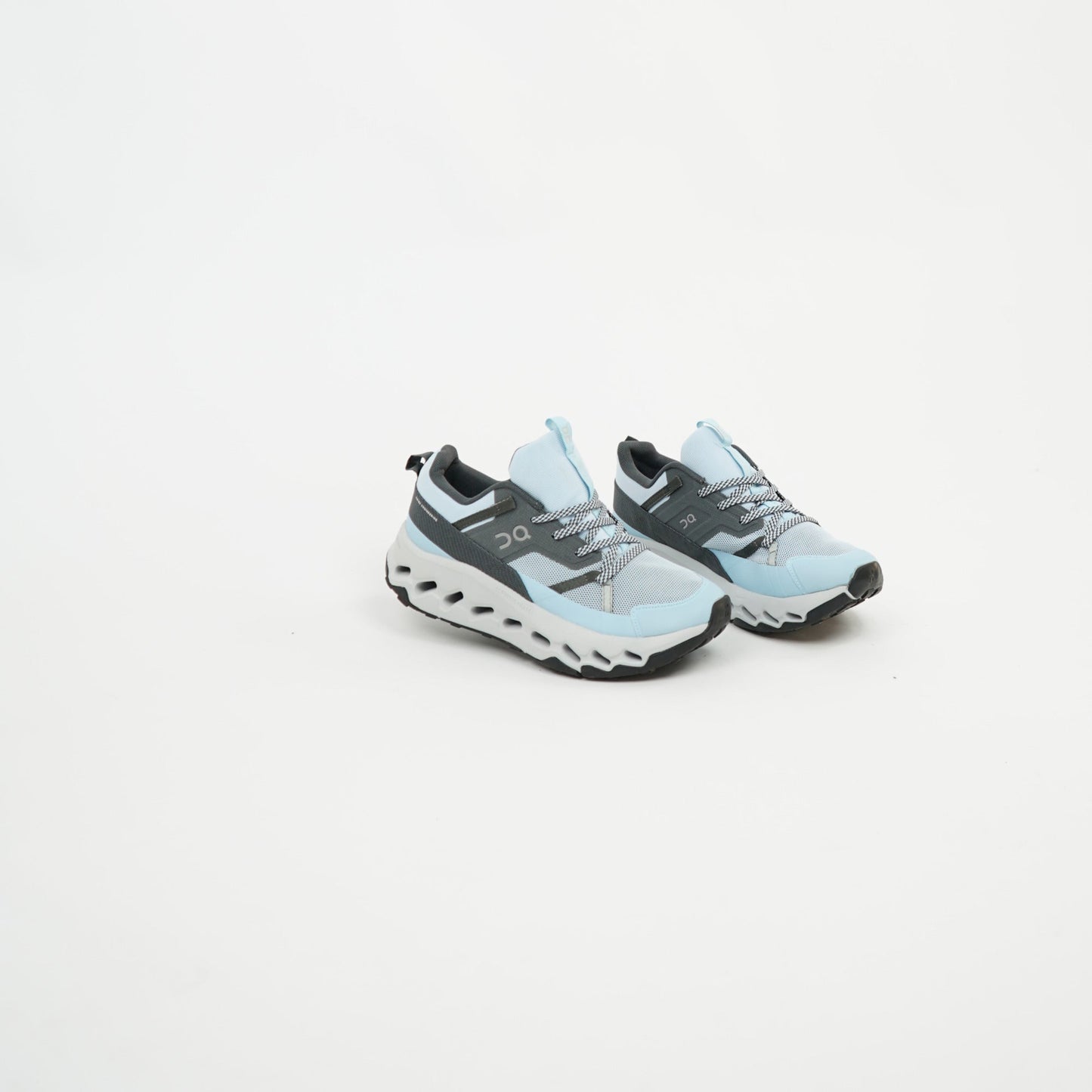 On Running Cloudsurfer Light Blue/White 