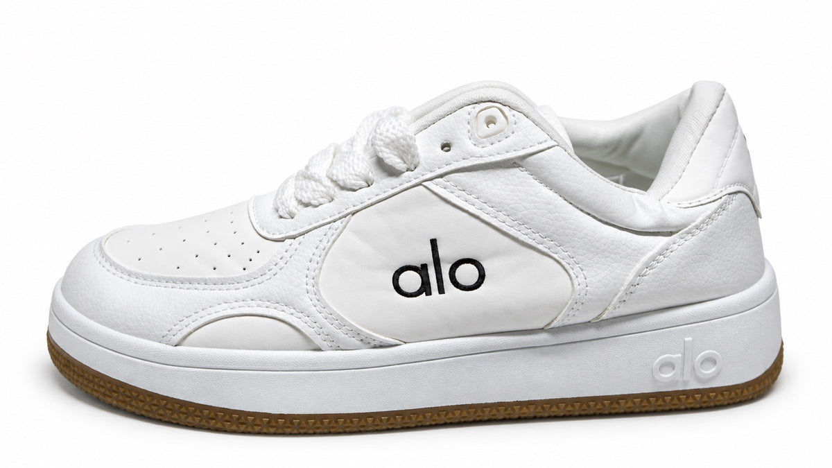 Sneakers low ALO blanc avec logo noir et semelle gomme DENIZ