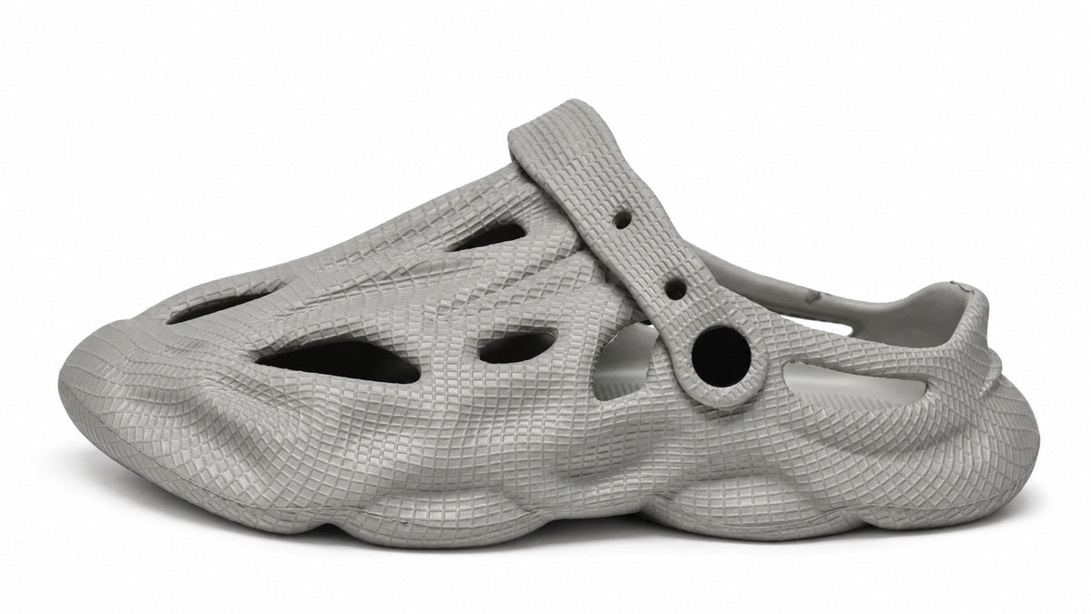 Sabot sculpté gris