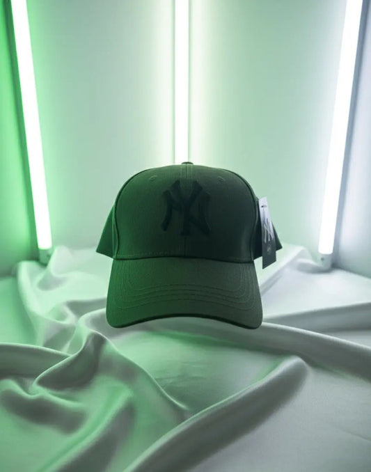 New Era 39thirty New Era LEAGUE ESSENTIAL انقر للتسوق