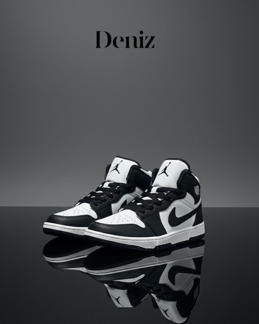 Air Jordan Mid Noir et Blanc 